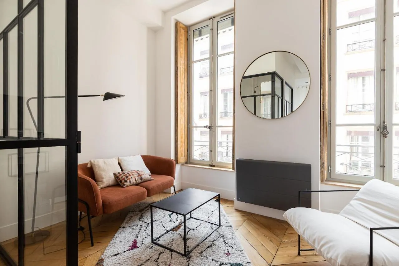 Dify Harmony - Quartier Ainay contacts